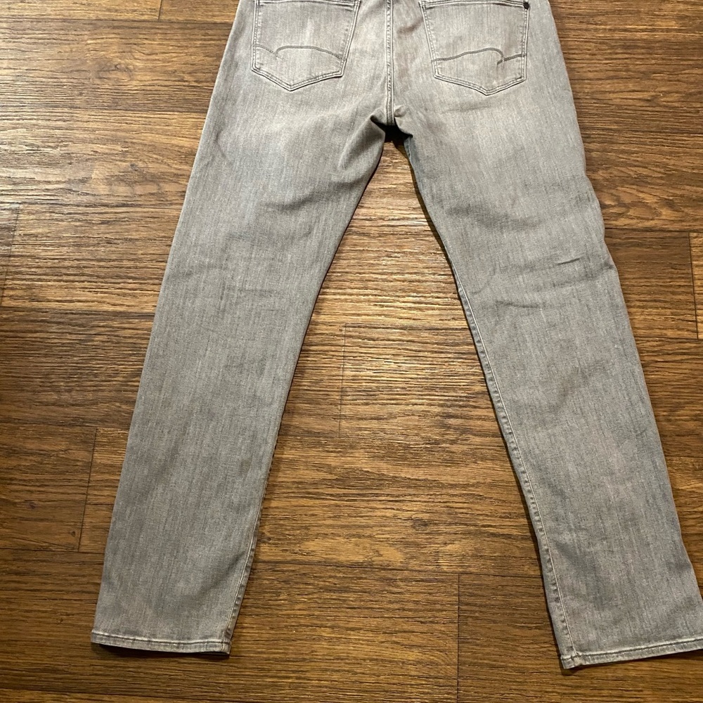 Mavi Zach Light‎ Gray Straight Jeans - Picture 8 of 8